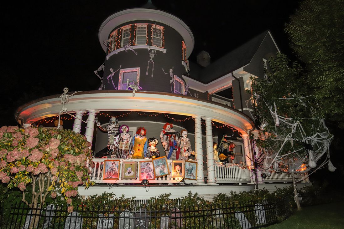 The most impressive Halloween house in Brooklyn
